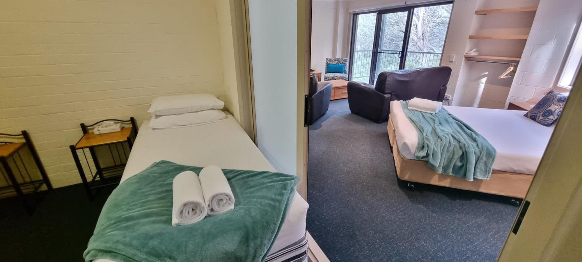 Cedarwood Apartments Falls Creek Buitenkant foto