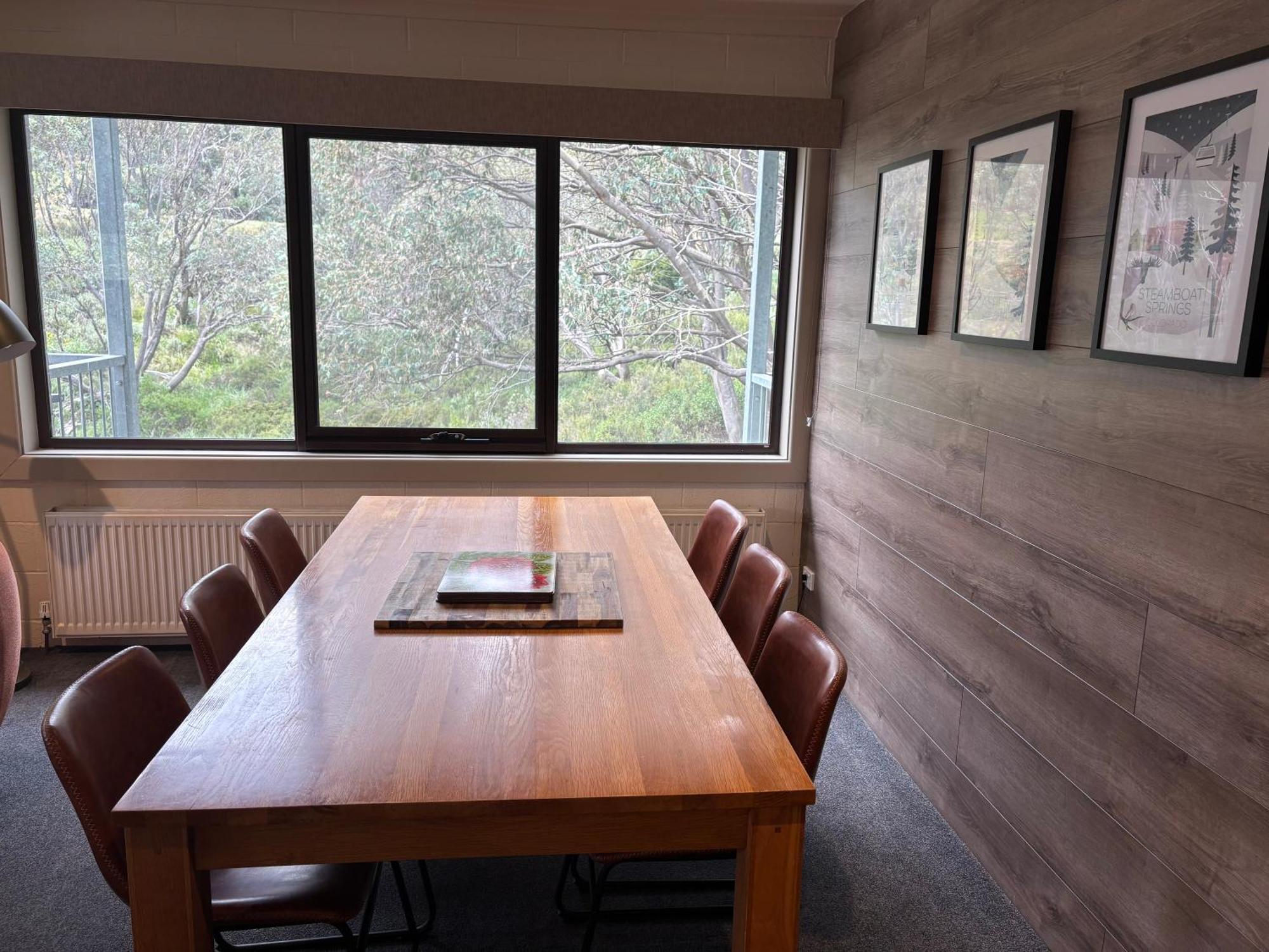 Cedarwood Apartments Falls Creek Buitenkant foto