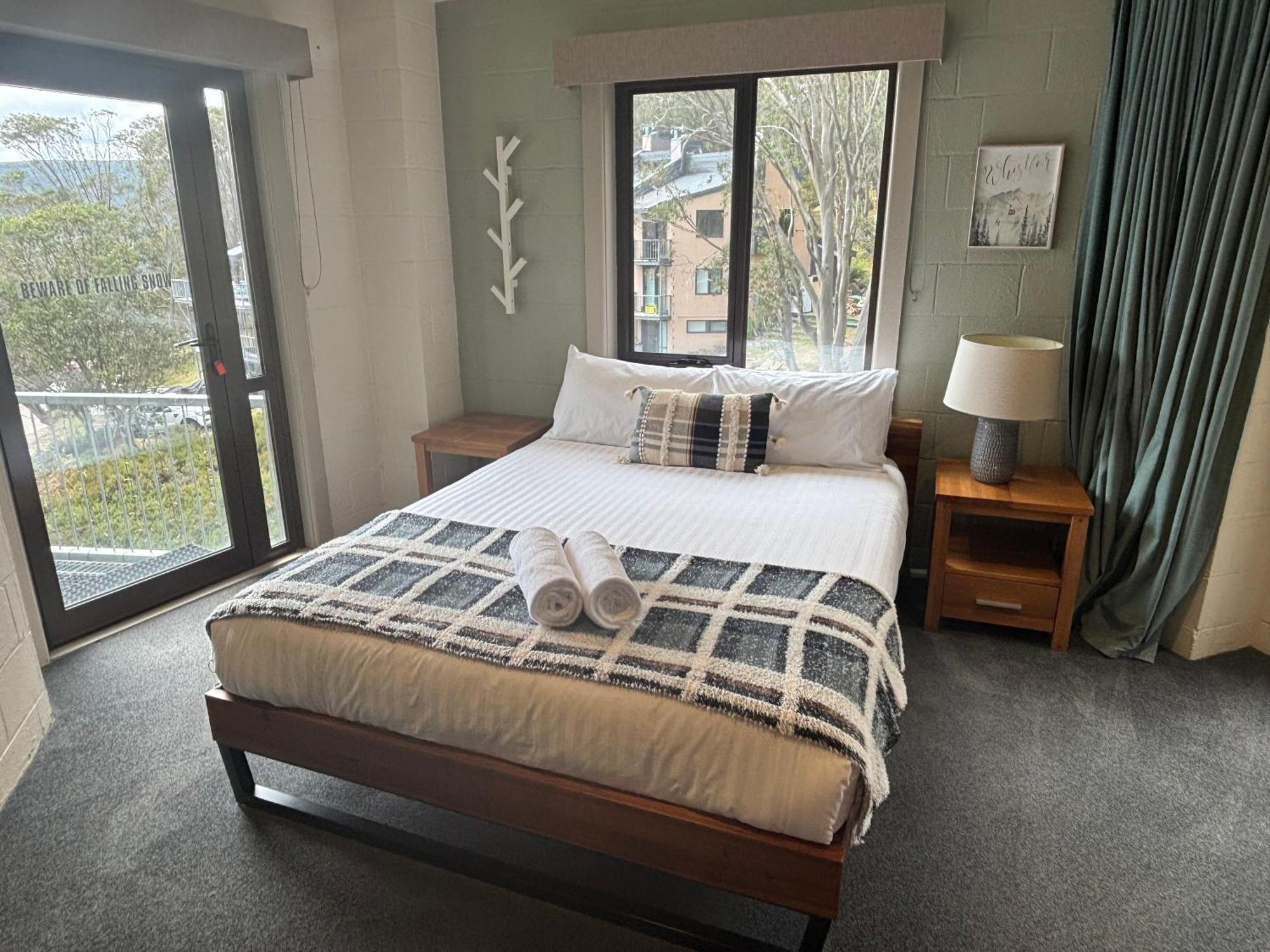 Cedarwood Apartments Falls Creek Buitenkant foto